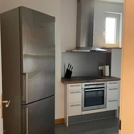 Mosel-Charm - Urige Dachgeschosswohnung - 3 Schlafzimmer Fuer 6 Personen - Liebevoll Renoviert & Gemuetlich Ürzig Exteriér fotografie