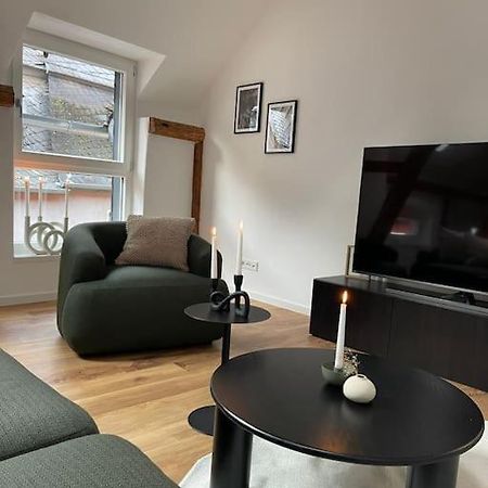 Mosel-Charm - Urige Dachgeschosswohnung - 3 Schlafzimmer Fuer 6 Personen - Liebevoll Renoviert & Gemuetlich Ürzig Exteriér fotografie